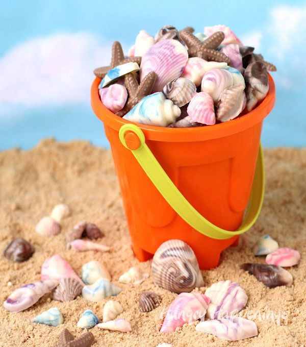 \"chocolate-shells-beach-party-desserts-diy\"